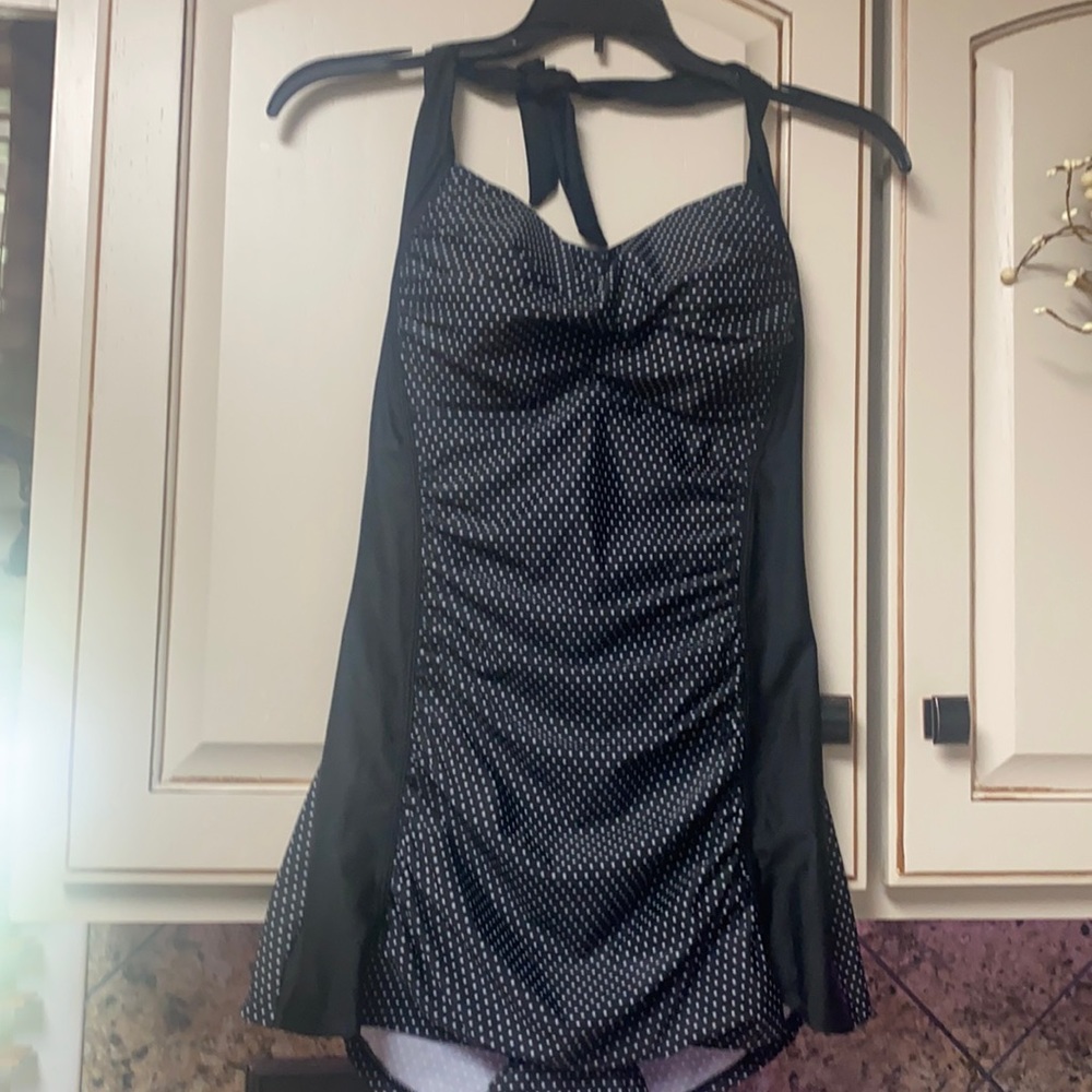 One piece swimsuit